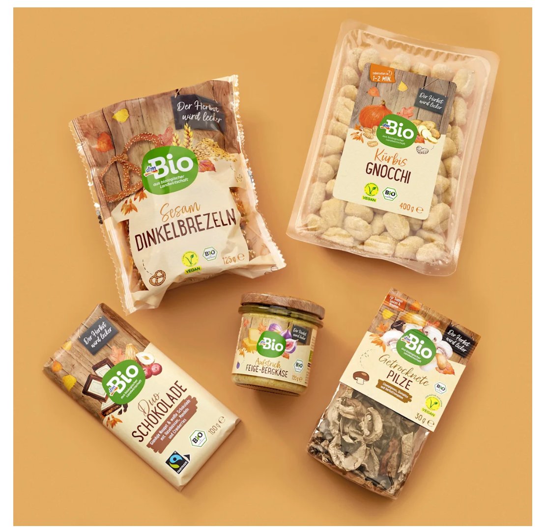 dmBio Schokolade Nougat mit Nüssen & Cranberrys, 100 g Limited Edition