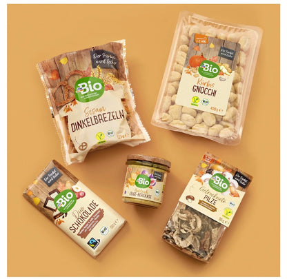 dmBio Schokolade Nougat mit Nüssen & Cranberrys, 100 g Limited Edition